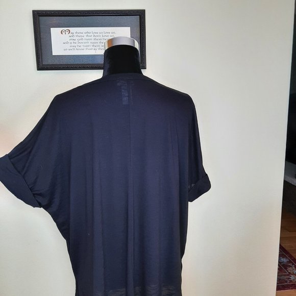 B!B! Lightweight V-neck Tunic NWOT - Picture 6 of 8